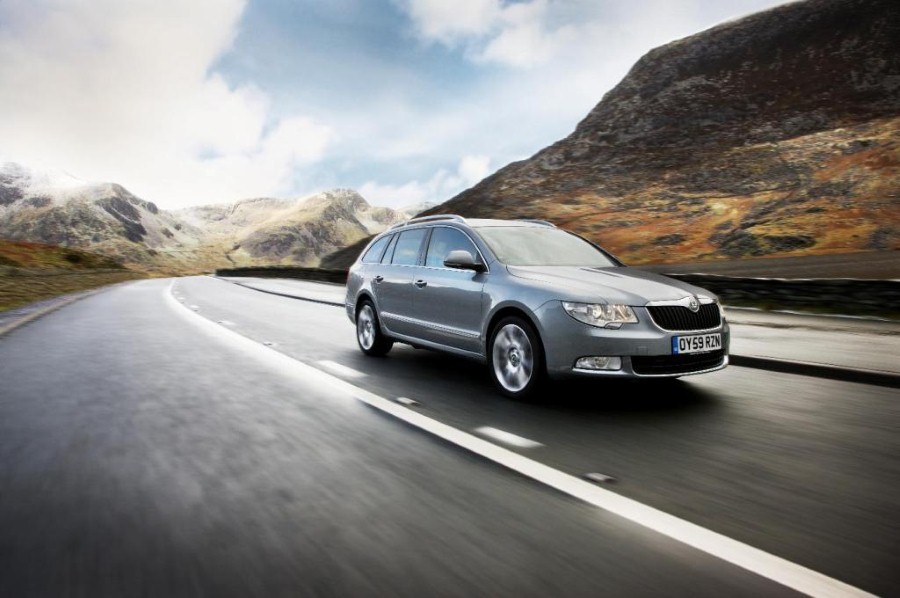 Review of the new 2022 Skoda Superb Estate